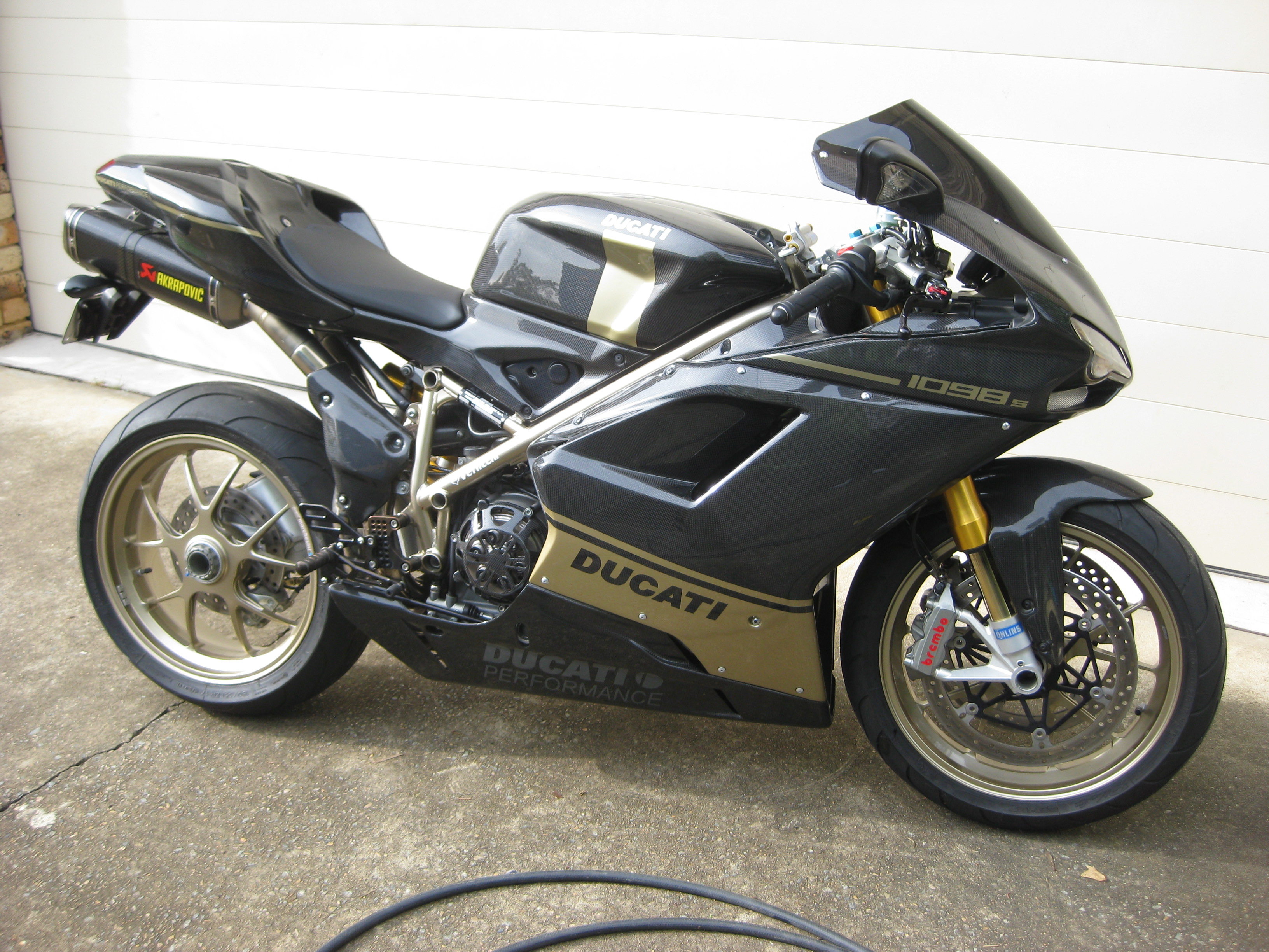 Ducati 1098S tricolore full carbon kit